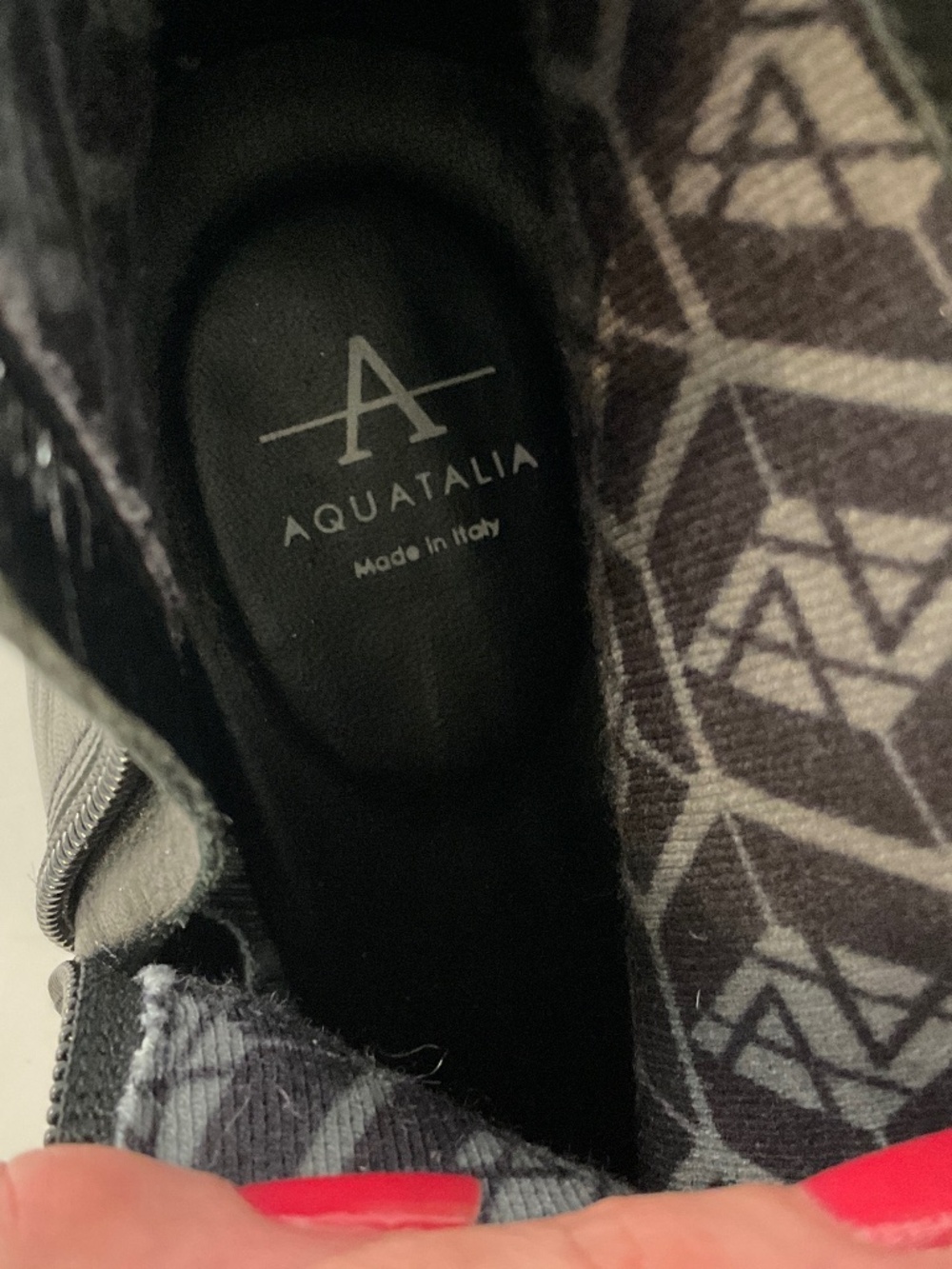 AQUATALIA Colbie Weatherproof Booties in Italian Black Leather Size 8 LIKE NEW - Picture 13 of 14